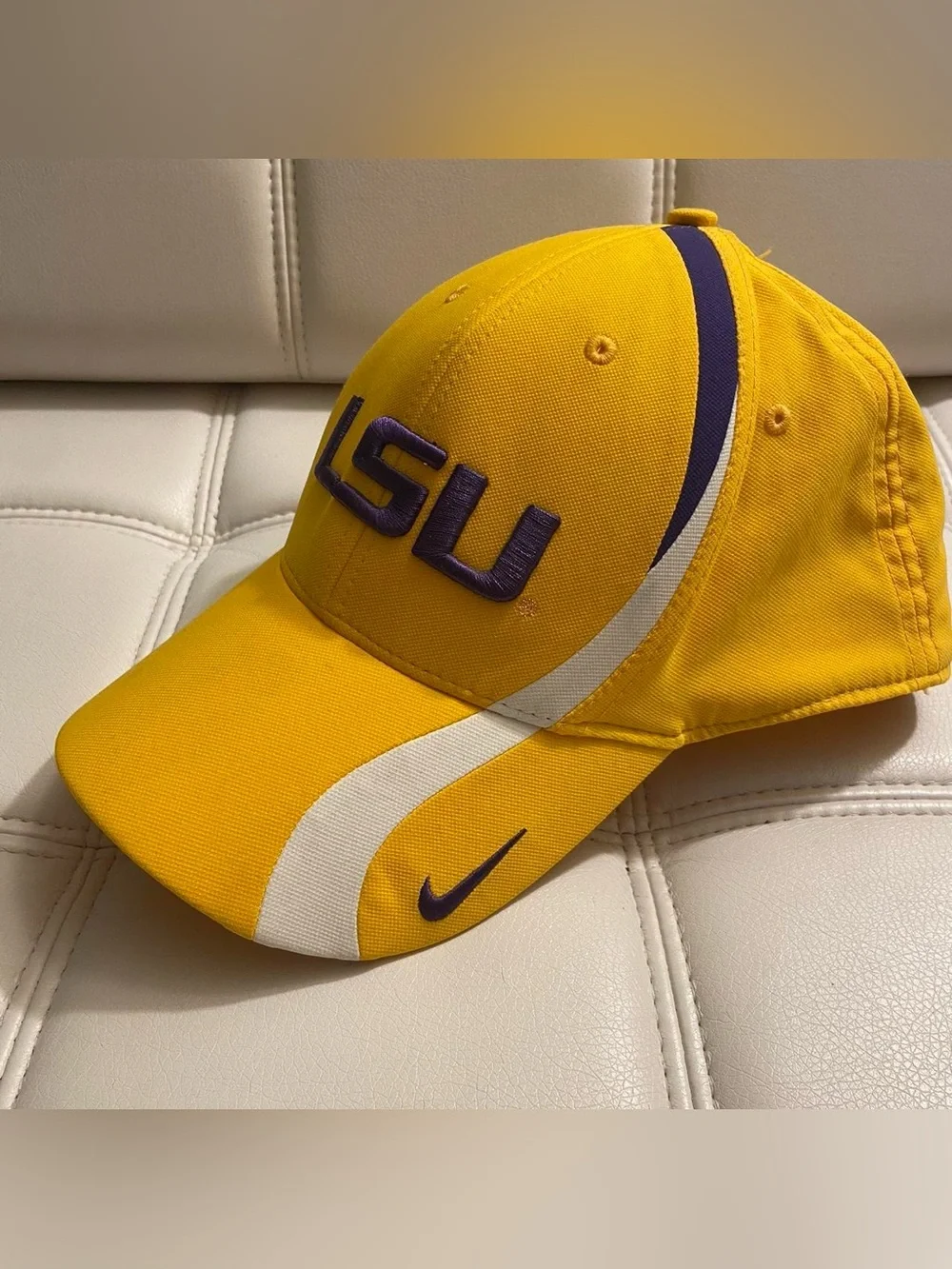 Nike Dri Fit LSU Tigers Hat Size Small/Medium